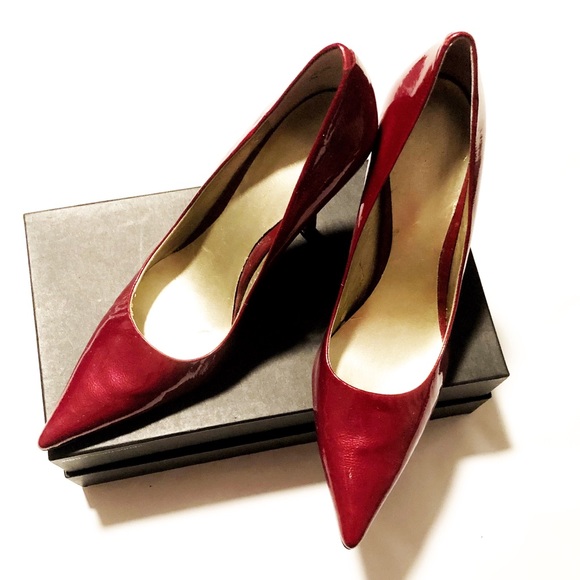Nine West Shoes - 🌹NWOT Nine West Garnet Red Pumps